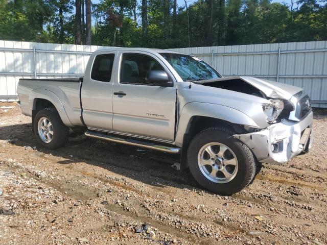 Photo 3 VIN: 5TFTU4GN3CX013914 - TOYOTA TACOMA PRE 