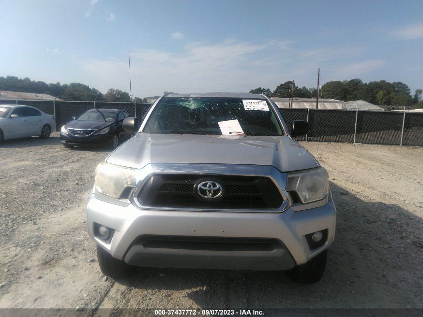 Photo 12 VIN: 5TFTU4GN3DX029046 - TOYOTA TACOMA 