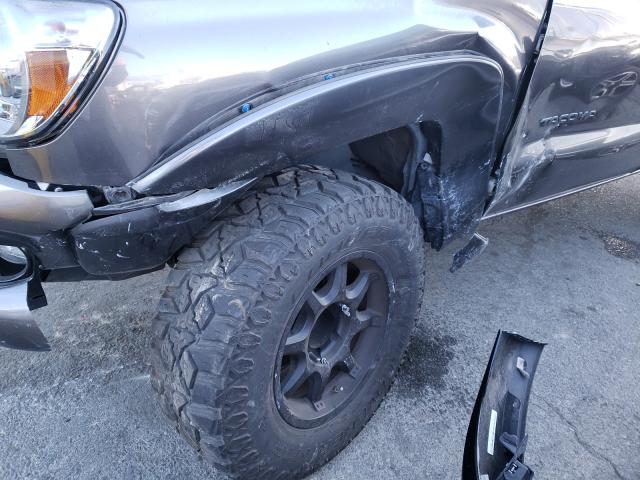 Photo 8 VIN: 5TFTU4GN3DX031282 - TOYOTA TACOMA PRE 