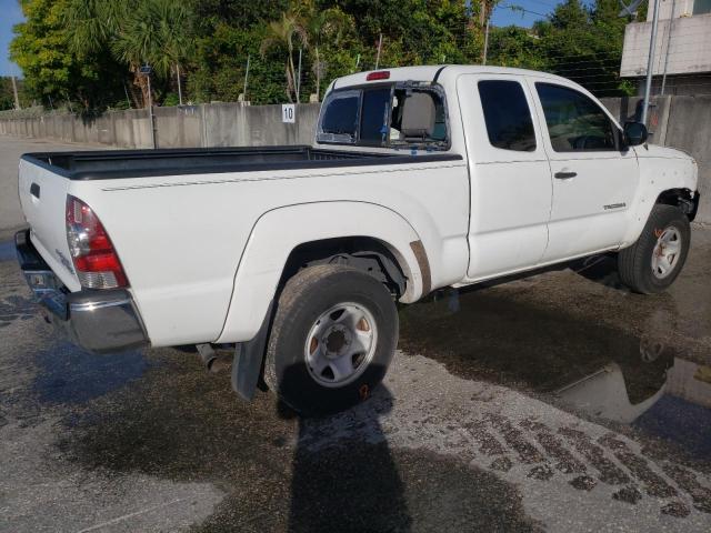 Photo 2 VIN: 5TFTU4GN3DX045375 - TOYOTA TACOMA PRE 