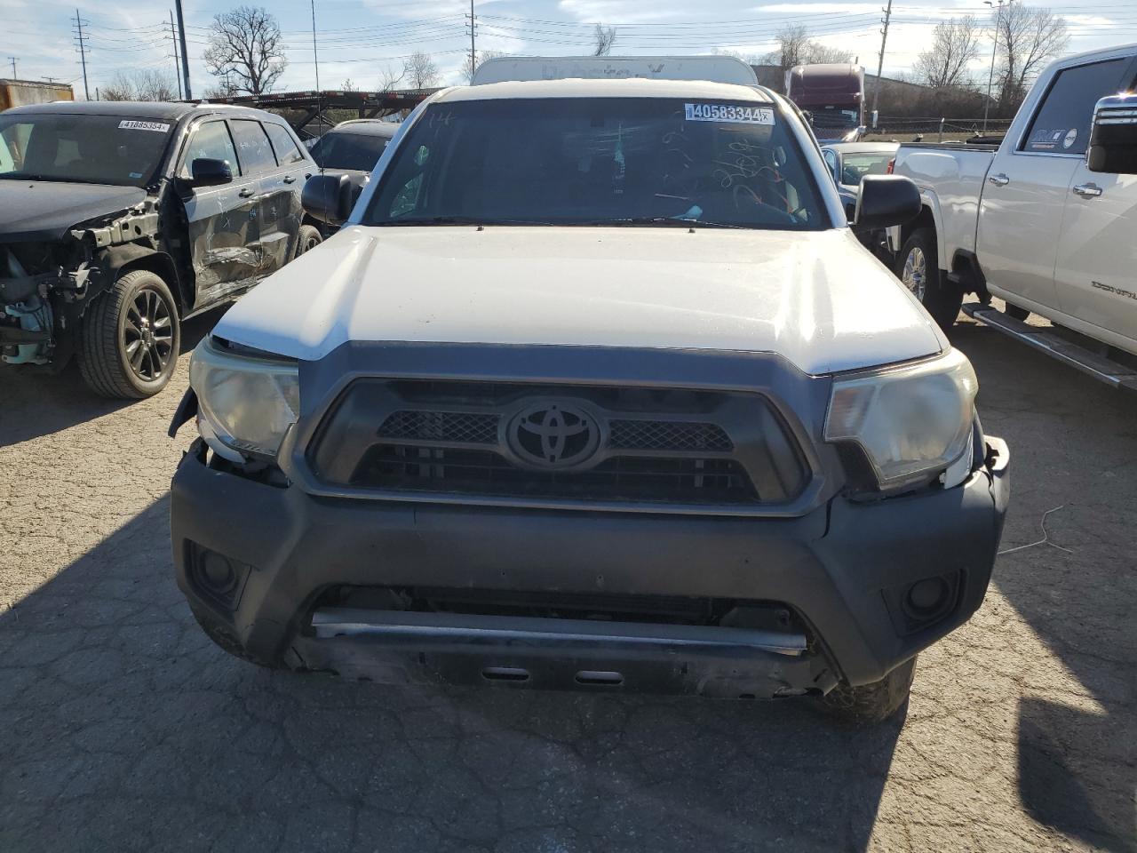 Photo 4 VIN: 5TFTU4GN3EX055194 - TOYOTA TACOMA 