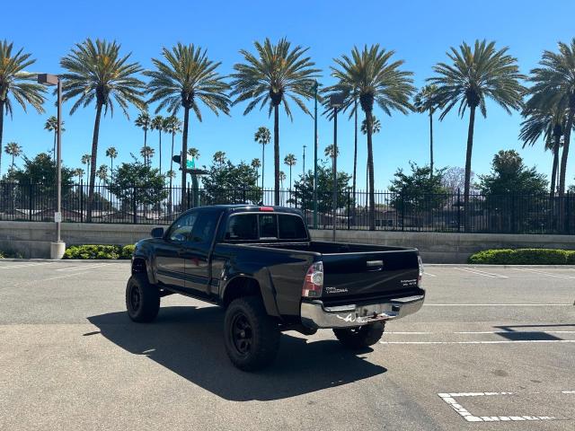 Photo 2 VIN: 5TFTU4GN5CX015082 - TOYOTA TACOMA 