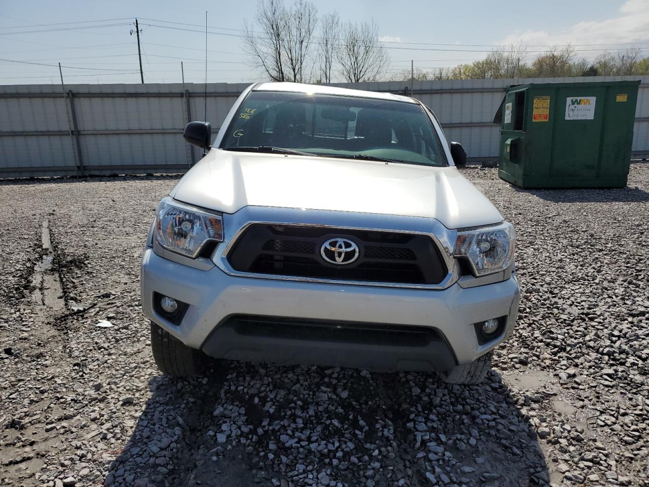 Photo 4 VIN: 5TFTU4GN6DX029784 - TOYOTA TACOMA 