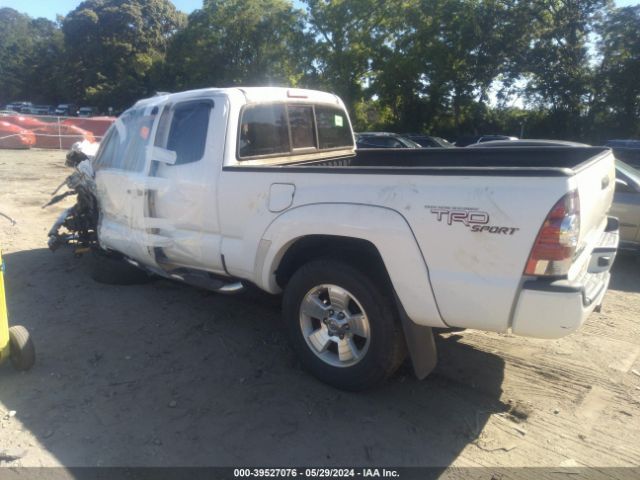 Photo 2 VIN: 5TFTU4GN7DX029759 - TOYOTA TACOMA 