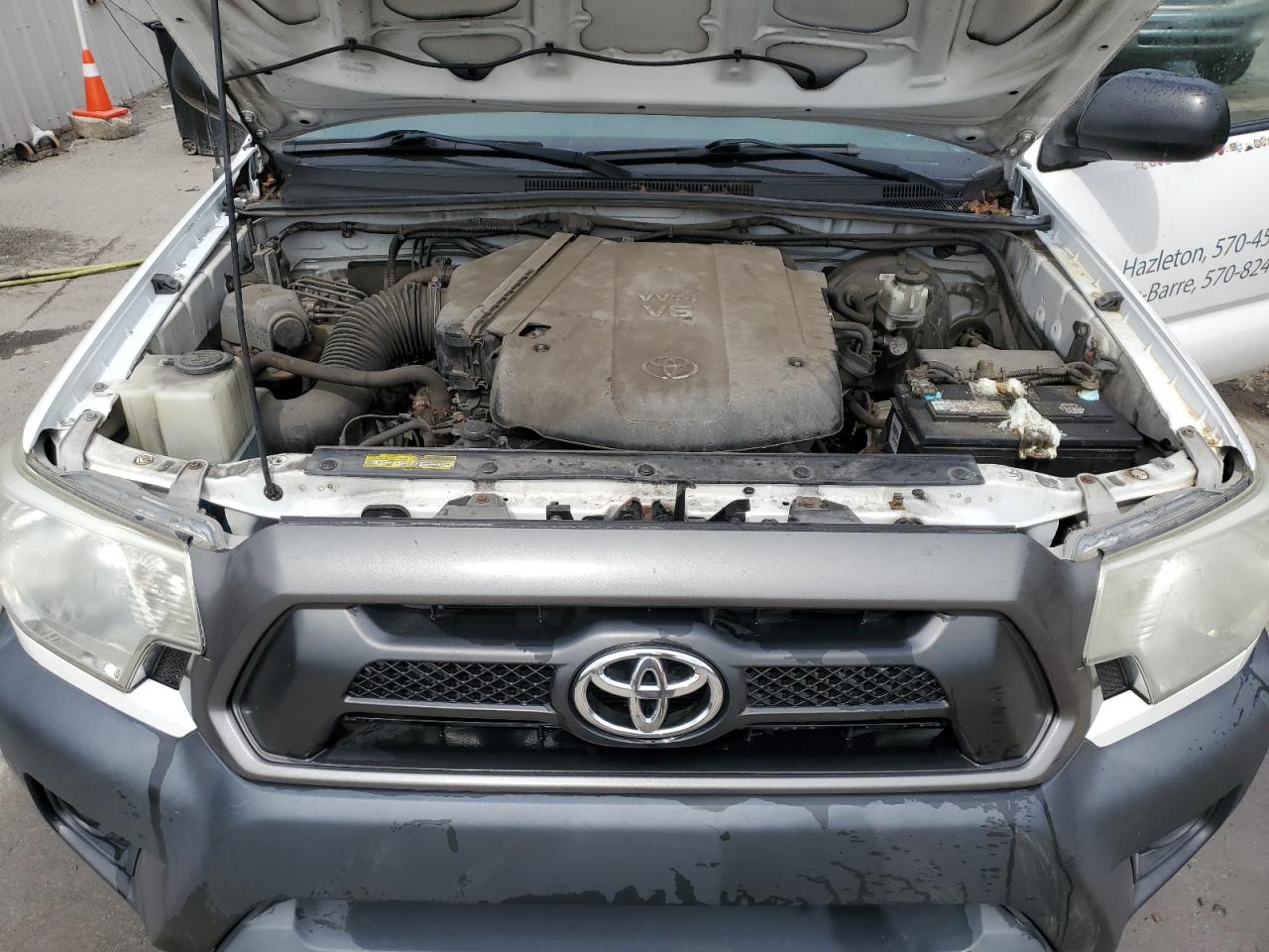 Photo 10 VIN: 5TFTU4GN7DX039109 - TOYOTA TACOMA 