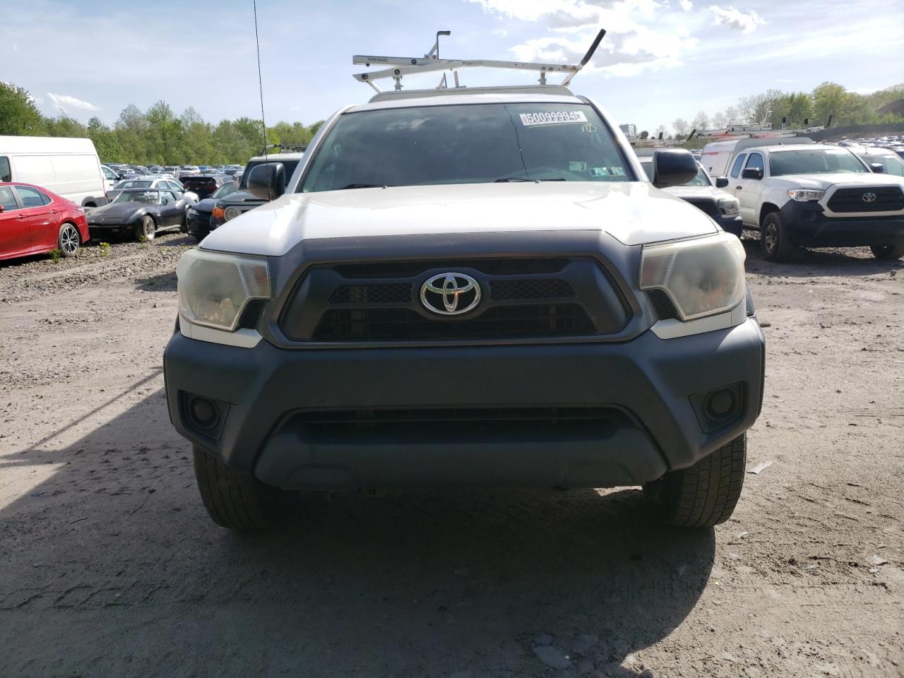 Photo 4 VIN: 5TFTU4GN7DX039109 - TOYOTA TACOMA 