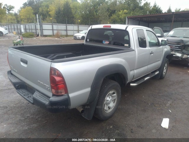 Photo 3 VIN: 5TFTU4GN8DX047817 - TOYOTA TACOMA 