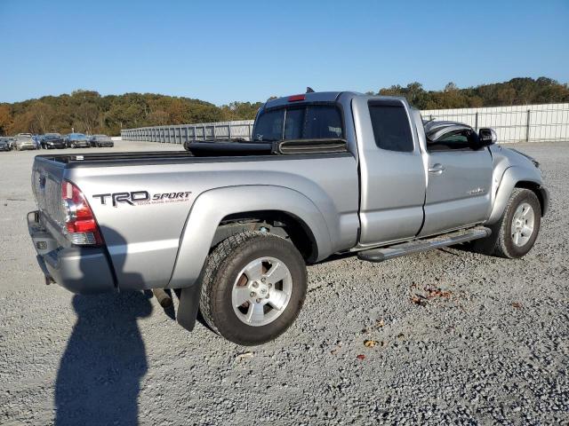 Photo 2 VIN: 5TFTU4GN8EX055076 - TOYOTA TACOMA PRE 