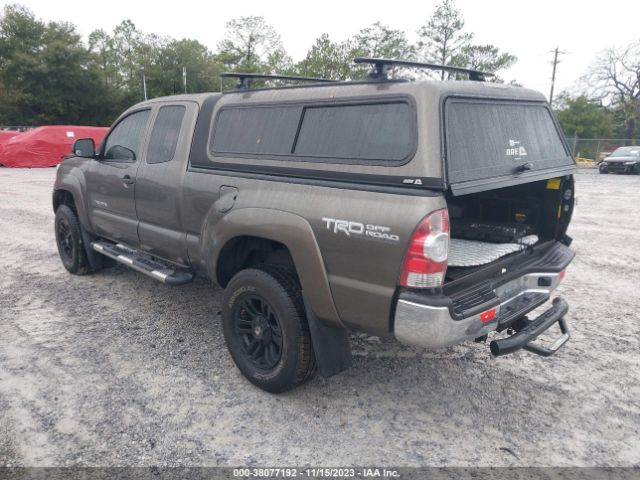 Photo 2 VIN: 5TFTU4GN9CX016624 - TOYOTA TACOMA 