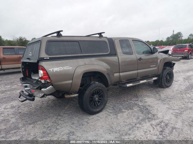 Photo 3 VIN: 5TFTU4GN9CX016624 - TOYOTA TACOMA 