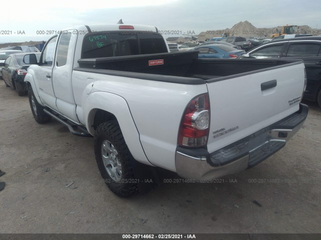 Photo 2 VIN: 5TFTU4GNXEX054558 - TOYOTA TACOMA 