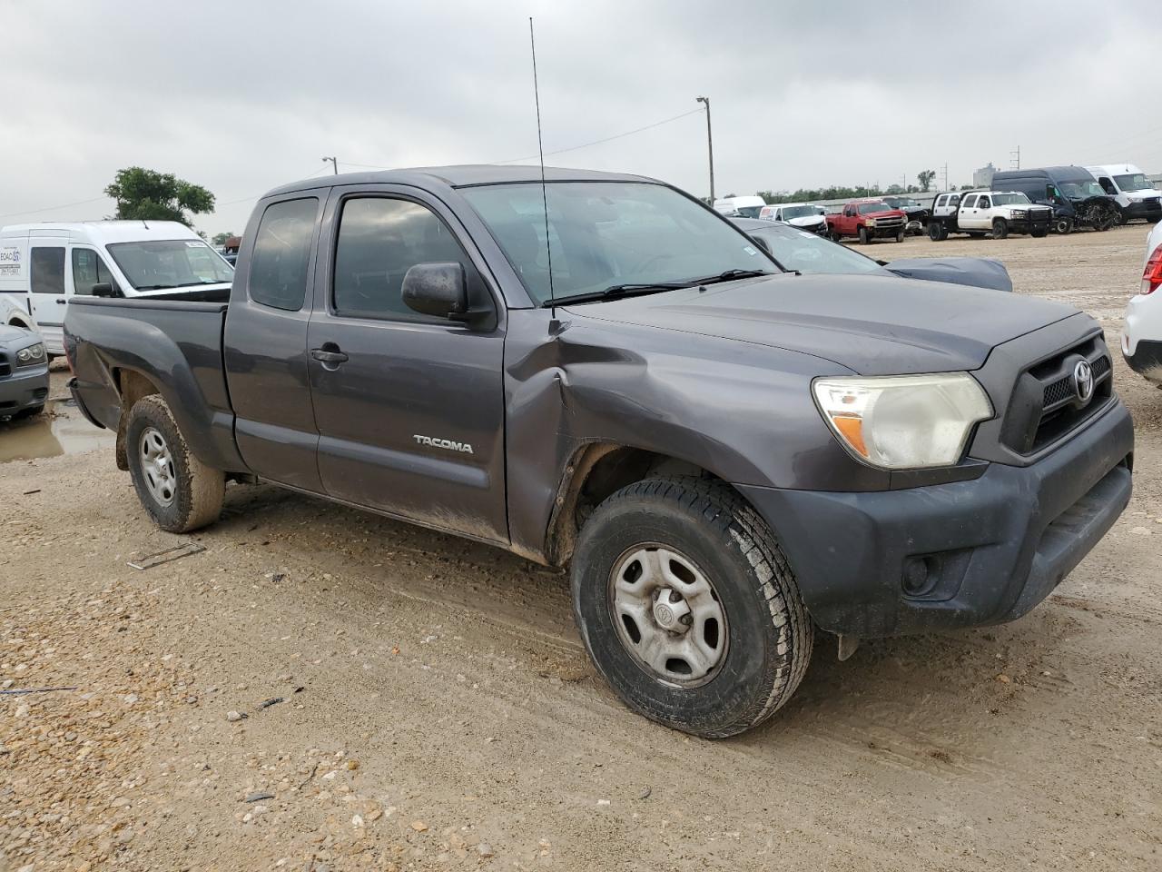 Photo 3 VIN: 5TFTX4CN1DX030449 - TOYOTA TACOMA 