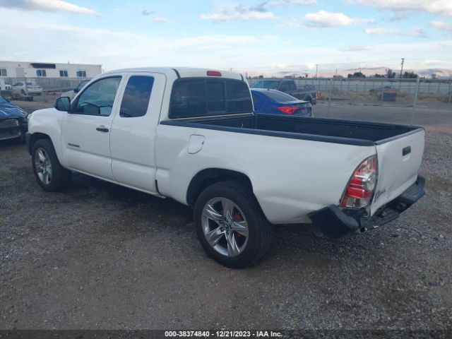 Photo 2 VIN: 5TFTX4CN1FX051255 - TOYOTA TACOMA 