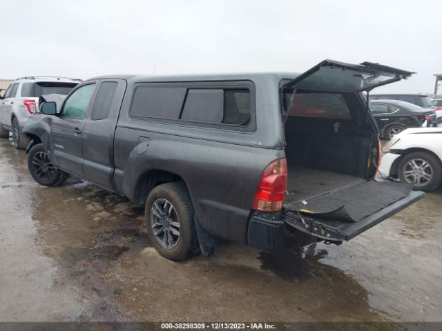 Photo 2 VIN: 5TFTX4CN2FX056092 - TOYOTA TACOMA 