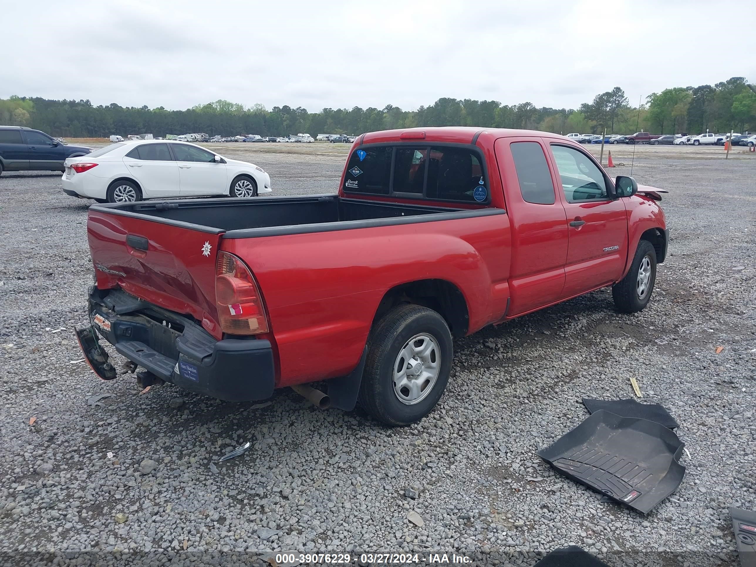 Photo 3 VIN: 5TFTX4CN3DX024877 - TOYOTA TACOMA 