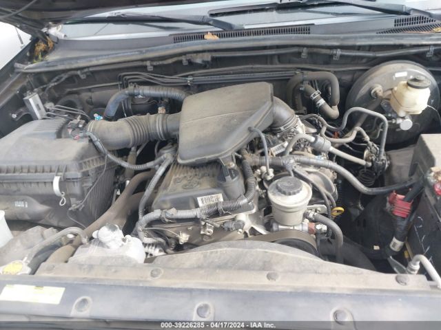 Photo 9 VIN: 5TFTX4CN3FX048180 - TOYOTA TACOMA 