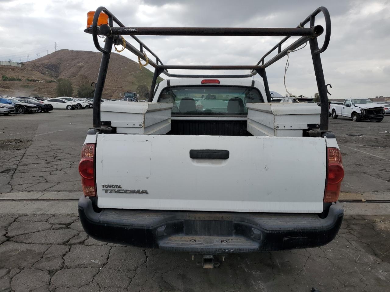 Photo 5 VIN: 5TFTX4CN3FX055310 - TOYOTA TACOMA 