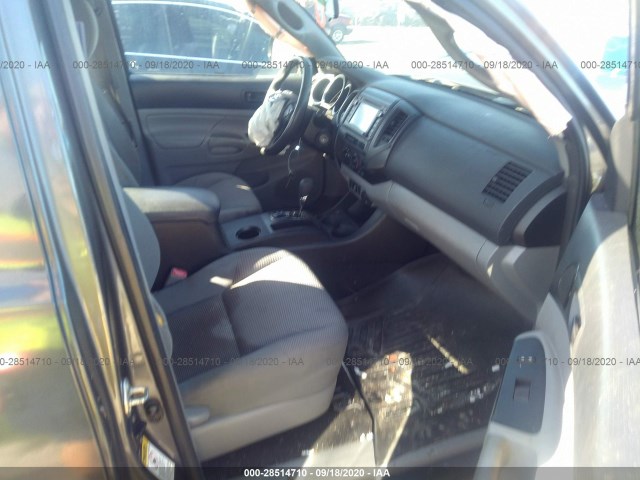 Photo 4 VIN: 5TFTX4CN4FX053873 - TOYOTA TACOMA 