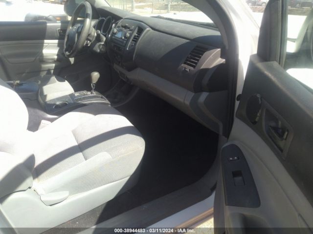 Photo 4 VIN: 5TFTX4CN6CX014908 - TOYOTA TACOMA 