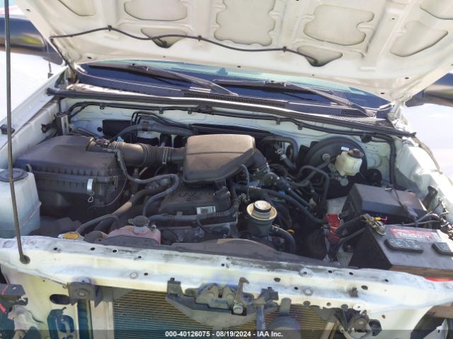 Photo 9 VIN: 5TFTX4CN6FX067290 - TOYOTA TACOMA 