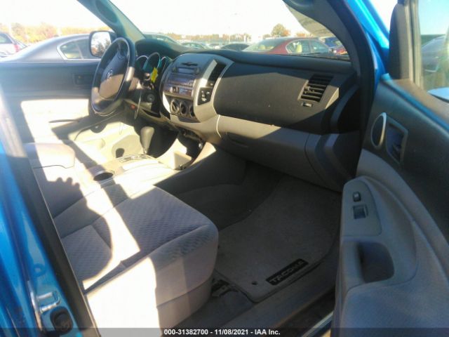 Photo 4 VIN: 5TFTX4CN8BX003701 - TOYOTA TACOMA 