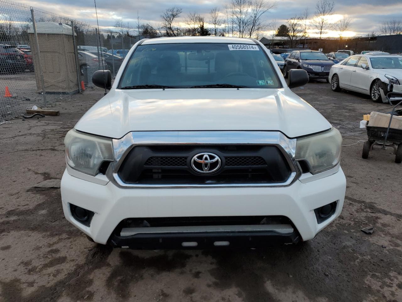 Photo 4 VIN: 5TFTX4CN9DX032644 - TOYOTA TACOMA 