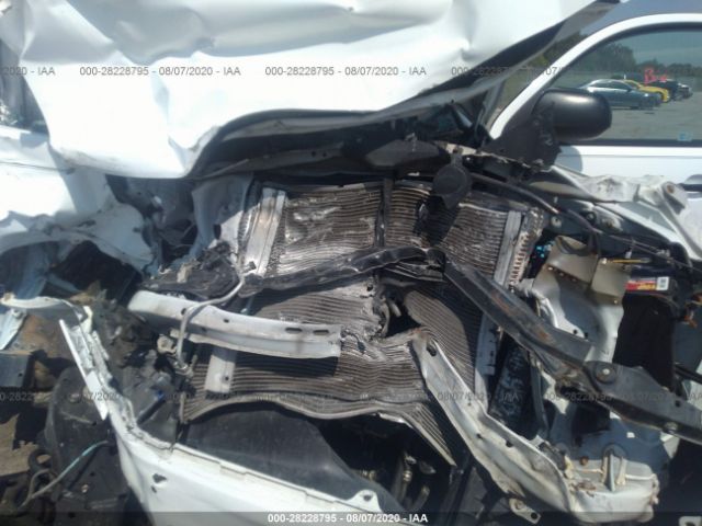 Photo 9 VIN: 5TFTX4CN9EX047159 - TOYOTA TACOMA 