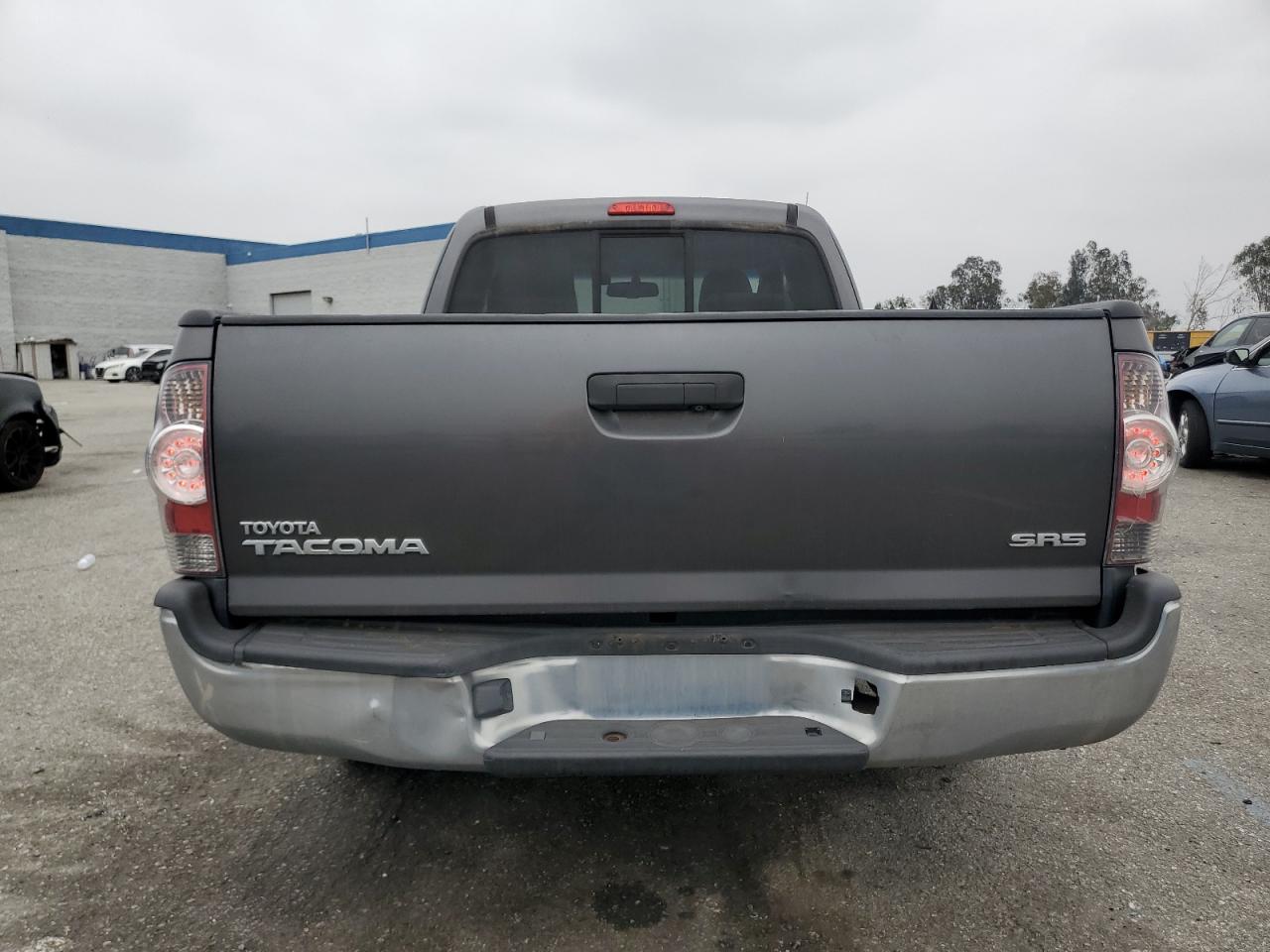 Photo 5 VIN: 5TFTX4CNXBX009211 - TOYOTA TACOMA 