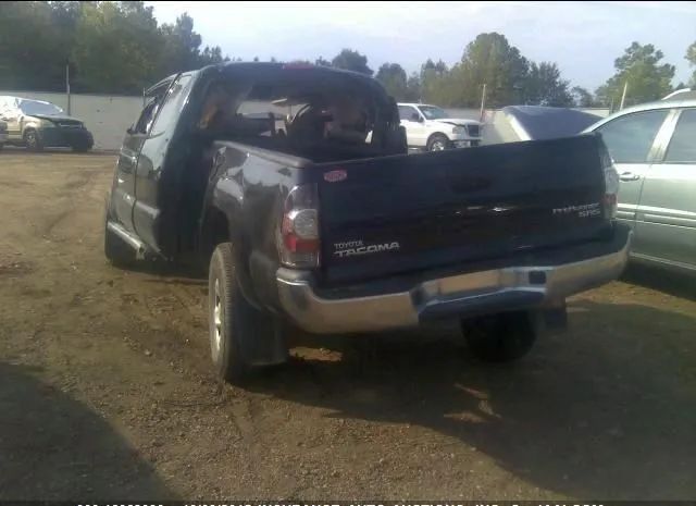 Photo 2 VIN: 5TFTX4GN1DX015881 - TOYOTA TACOMA 