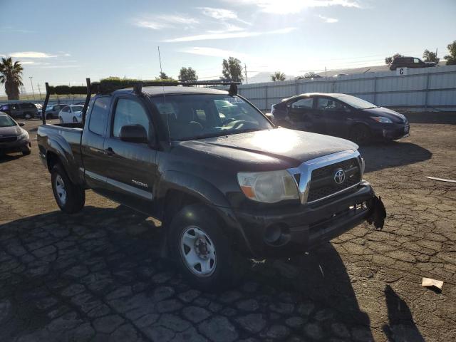 Photo 3 VIN: 5TFTX4GN2BX002778 - TOYOTA TACOMA 