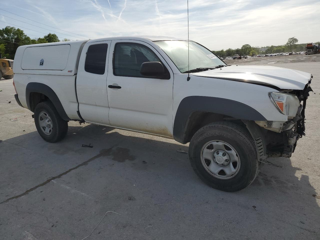 Photo 3 VIN: 5TFTX4GN2FX049802 - TOYOTA TACOMA 