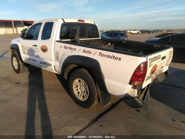 Photo 2 VIN: 5TFTX4GN7FX038844 - TOYOTA TACOMA 