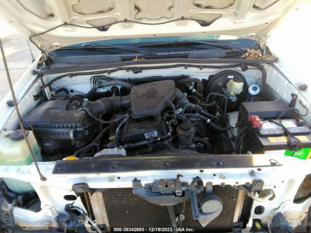 Photo 9 VIN: 5TFTX4GN7FX038844 - TOYOTA TACOMA 