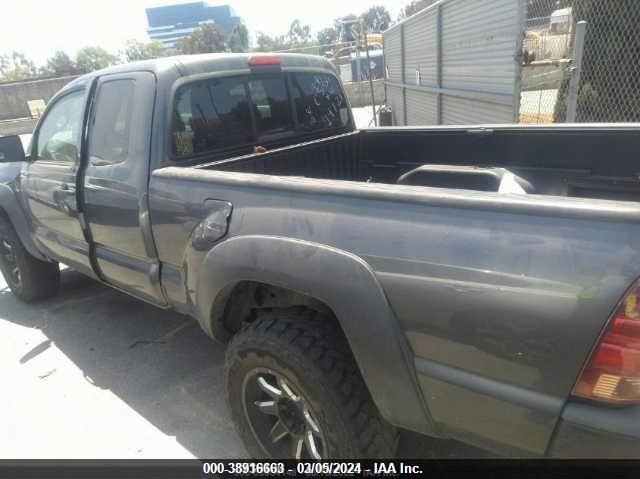 Photo 2 VIN: 5TFTX4GN8EX028497 - TOYOTA TACOMA 