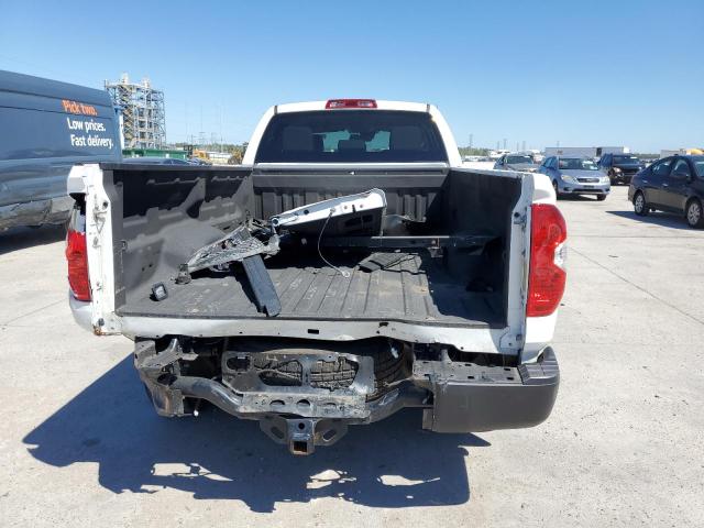 Photo 8 VIN: 5TFTY5F13KX010809 - TOYOTA TUNDRA DOU 