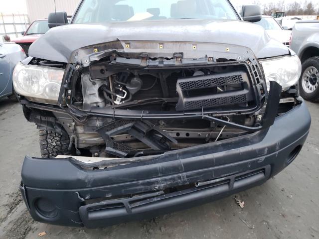 Photo 6 VIN: 5TFTY5F14CX007726 - TOYOTA TUNDRA DOU 