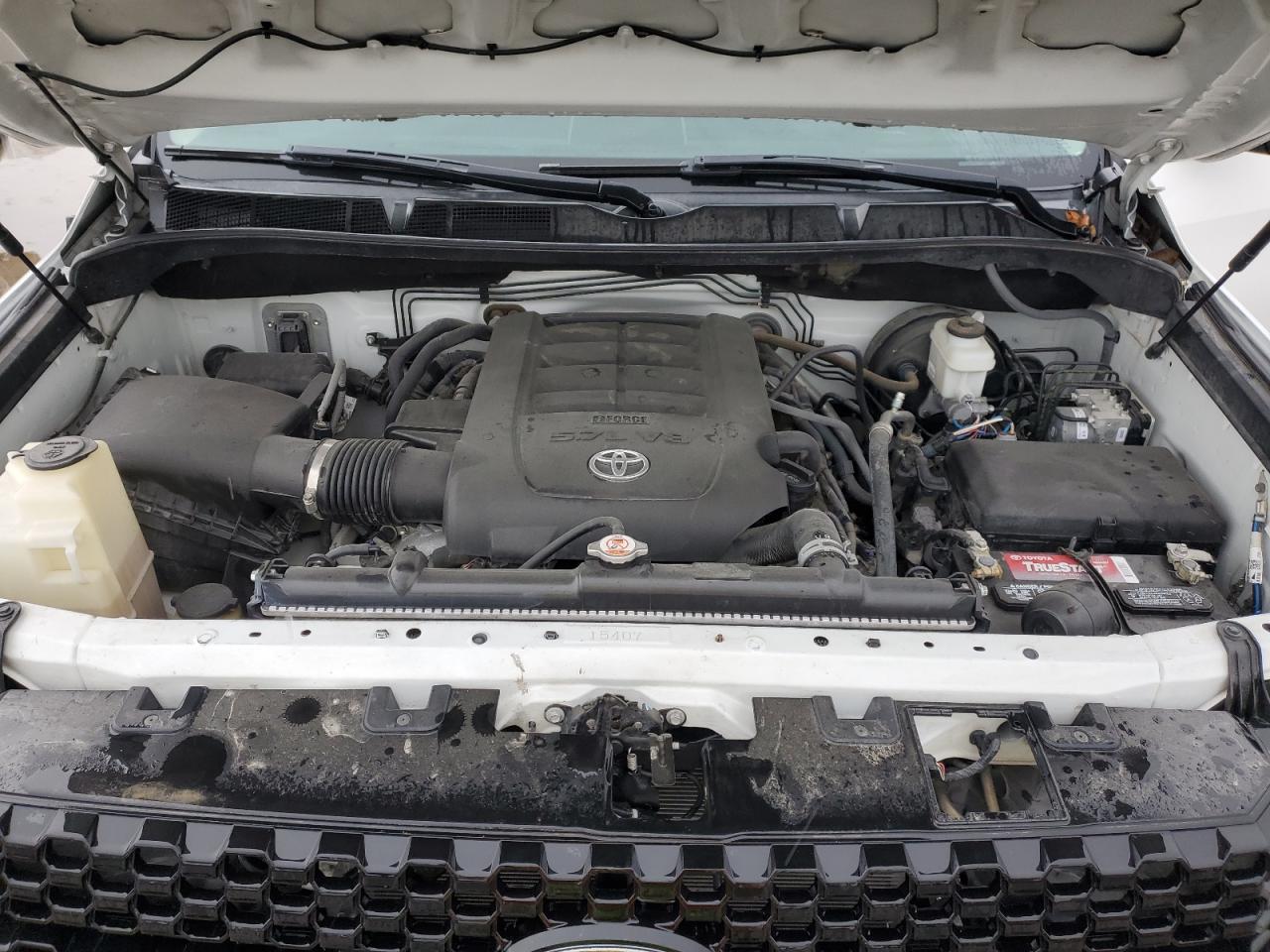 Photo 10 VIN: 5TFTY5F14JX009991 - TOYOTA TUNDRA DOU 