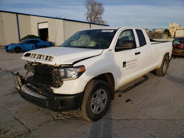 Photo 1 VIN: 5TFTY5F17KX010697 - TOYOTA TUNDRA DOU 