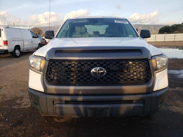 Photo 4 VIN: 5TFTY5F18JX009945 - TOYOTA TUNDRA 