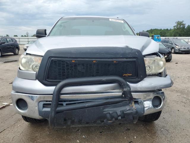 Photo 4 VIN: 5TFUM5F10AX003606 - TOYOTA TUNDRA DOU 