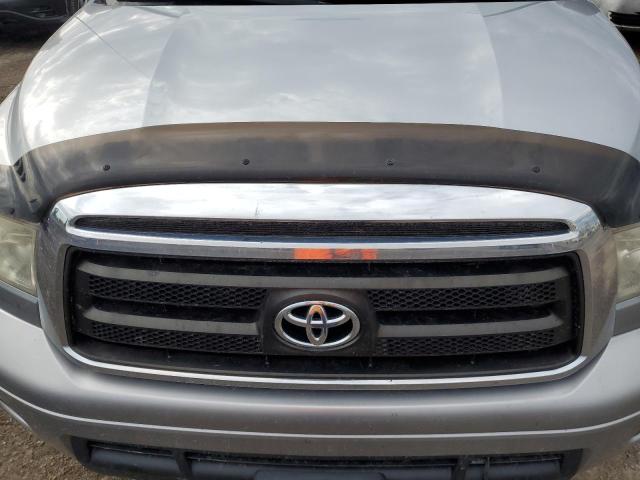 Photo 10 VIN: 5TFUM5F10AX014475 - TOYOTA TUNDRA DOU 