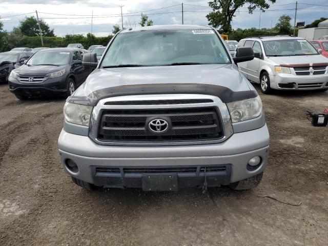 Photo 4 VIN: 5TFUM5F10AX014475 - TOYOTA TUNDRA DOU 