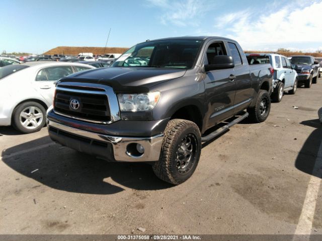 Photo 1 VIN: 5TFUM5F10BX024473 - TOYOTA TUNDRA 4WD TRUCK 