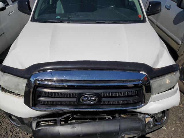 Photo 10 VIN: 5TFUM5F10CX030646 - TOYOTA TUNDRA 