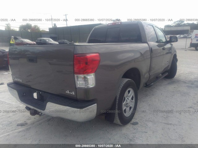 Photo 3 VIN: 5TFUM5F10CX036141 - TOYOTA TUNDRA 4WD TRUCK 