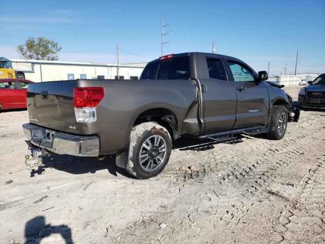 Photo 3 VIN: 5TFUM5F10DX042412 - TOYOTA TUNDRA DOU 