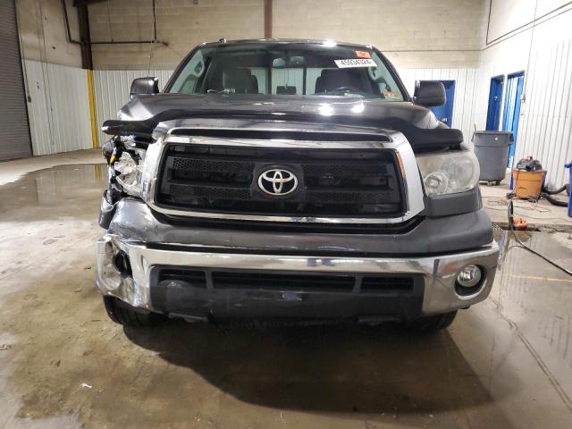 Photo 4 VIN: 5TFUM5F10DX046685 - TOYOTA TUNDRA DOU 