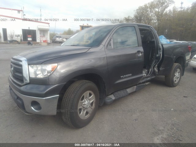 Photo 1 VIN: 5TFUM5F10DX048047 - TOYOTA TUNDRA 4WD TRUCK 