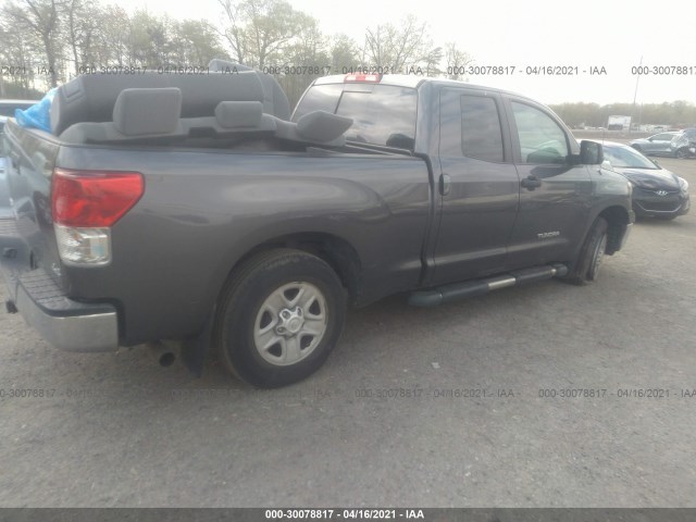 Photo 3 VIN: 5TFUM5F10DX048047 - TOYOTA TUNDRA 4WD TRUCK 