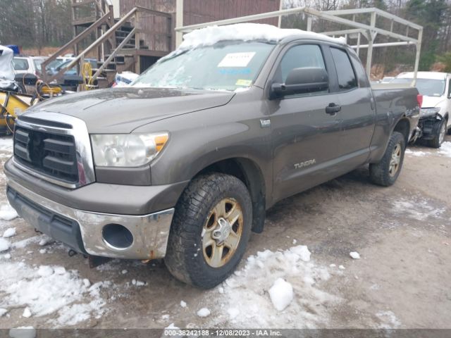 Photo 1 VIN: 5TFUM5F11AX004523 - TOYOTA TUNDRA 